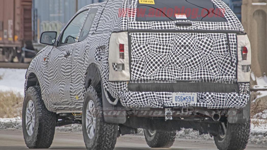 Ford Bronco Spied: possible Bronco mule seen testing in Detroit this-could-be-the-ford-bronco-1