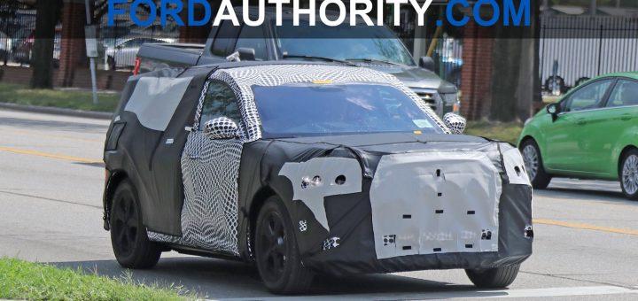 Ford-Mach-E-Prototype-Spy-Shots-August-2019-009-720x340.jpg