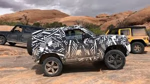 Ford Bronco Defender Revealed D6A6FFE8-BEF6-4777-8AA0-4E95283C79A3