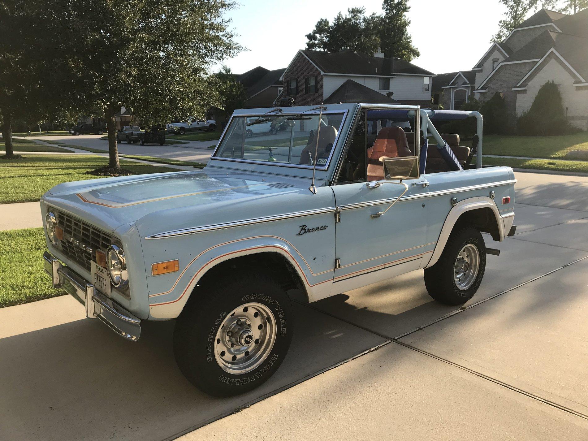Ford Bronco Ugly Test Mule EC256FD1-7B6A-4A31-8CA4-9C4CF0543C36