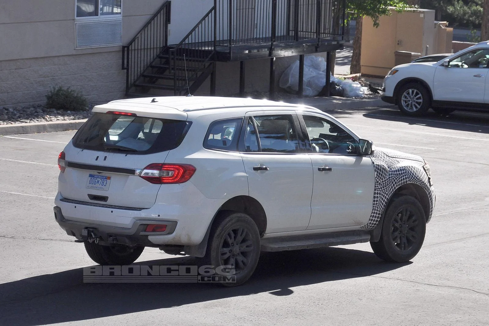 Ford Bronco First Ford Bronco Mule Spotted Using Everest Body? Ford-Bronco-Mule7