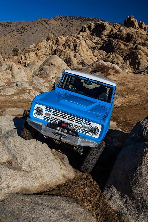 Ford Bronco Fenders, removable or fixed? Bronco hood camber