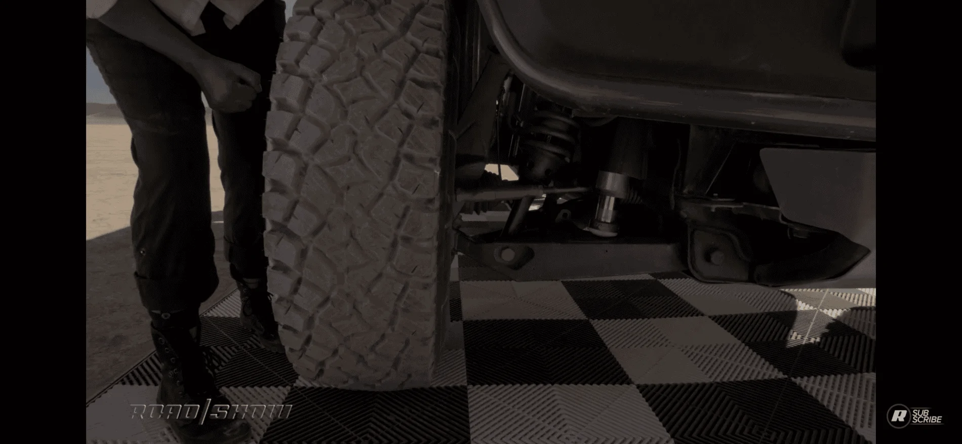 Ford Bronco Bronco R Race Prototype Revealed for Baja 1000! AF86AB16-D6E0-4B8A-93BA-994A4B756E49