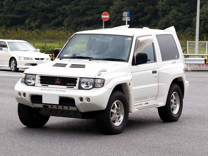 Ford Bronco If it disappoints, what will you drive? 800px-Mitsubishi_pajero-evolution_I