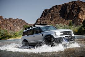 Ford Bronco 2020-2021 Ford Bronco Four-Door Concept Rendering images (11)