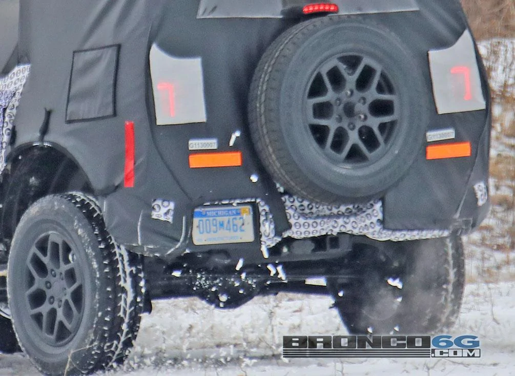 2021_Bronco_0010.jpg