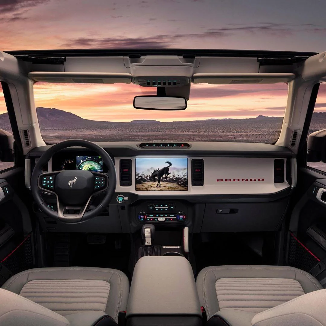 Ford Bronco Tomorrow! [Update: Today!] 2021-Ford-Bronco-Interior