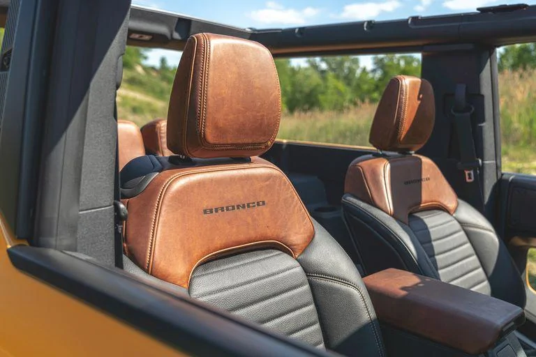 Ford Bronco 2-Door 2021 Bronco Photo Dump (C&D) 2021-ford-bronco-2-door-143-1594328609