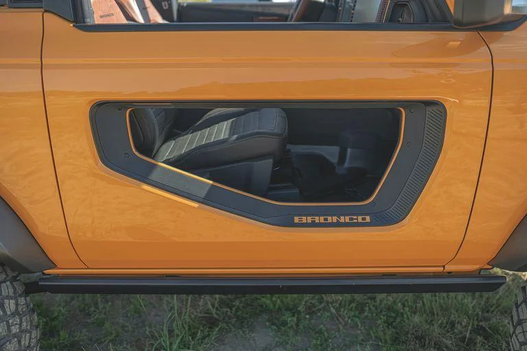 Ford Bronco 2-Door 2021 Bronco Photo Dump (C&D) 2021-ford-bronco-2-door-170-1594328621
