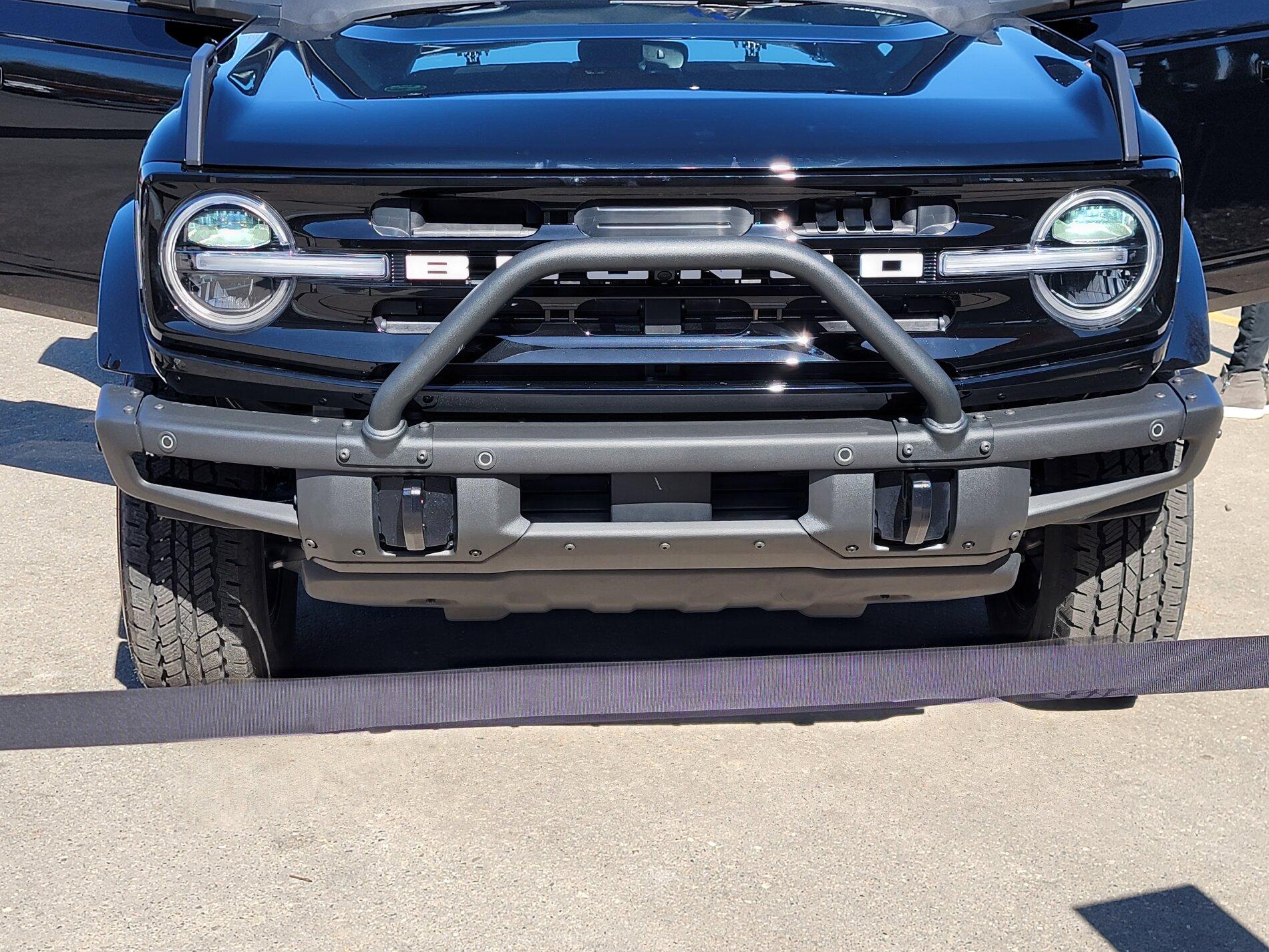 Ford Bronco Some Pics/Observations from Detroit Dealer Event 20210320_143432