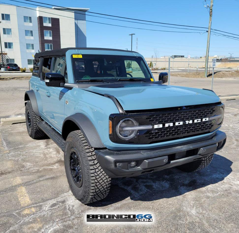Ford Bronco 4-door Area 51 Wildtrak + 2-Door Cyber Orange Badlands Bronco Sighting 2021 Bronco Wildtrak Area 51 3
