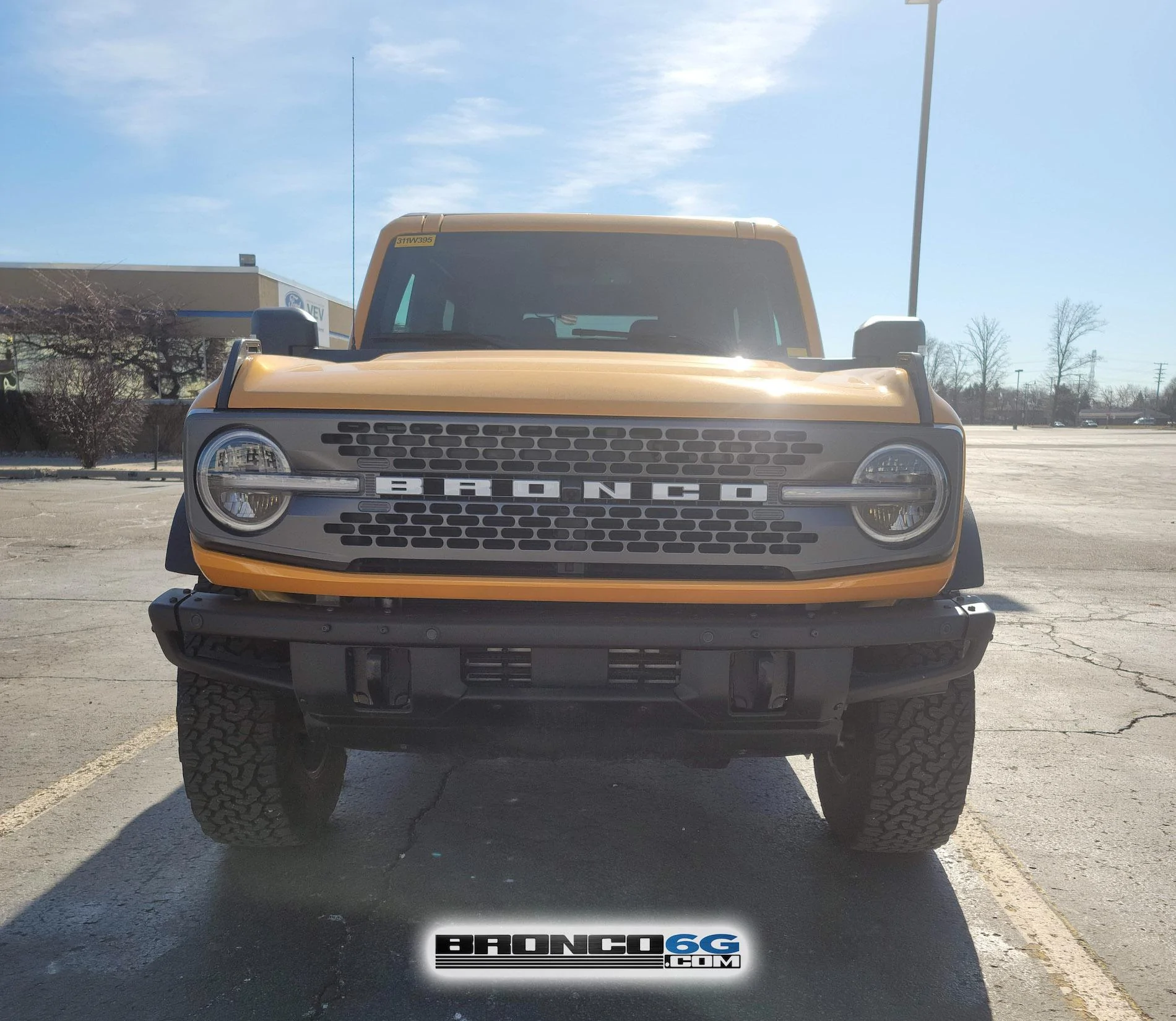 Ford Bronco 4-door Area 51 Wildtrak + 2-Door Cyber Orange Badlands Bronco Sighting 2021 Bronco Badlands 2-Door Cyber Orange 2