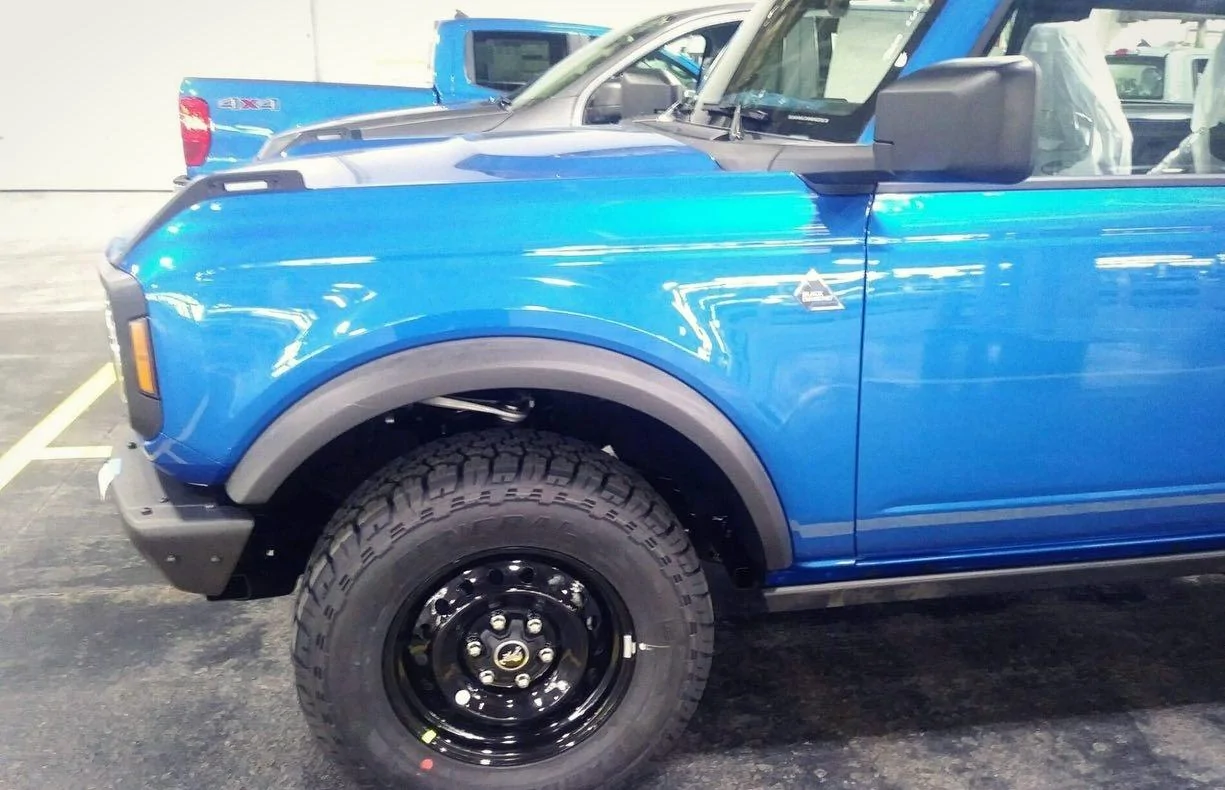 Ford Bronco Your Favorite Bronco Pic? 66911015-9214-48D7-BDA3-4AF906AEA946