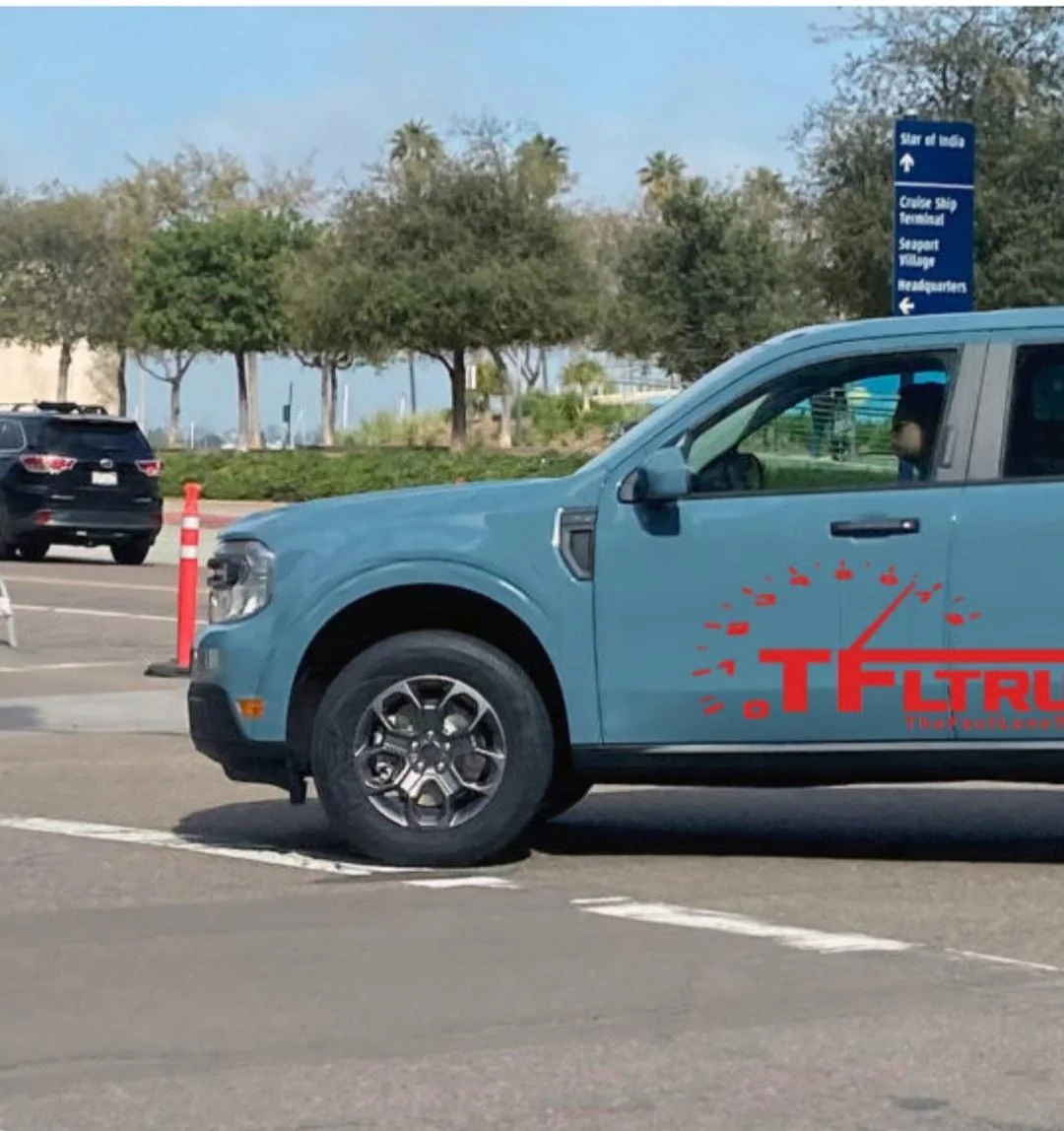 Ford Bronco AWD Ford Maverick Pickup Caught Testing Screenshot_20210322-030514_Chrom