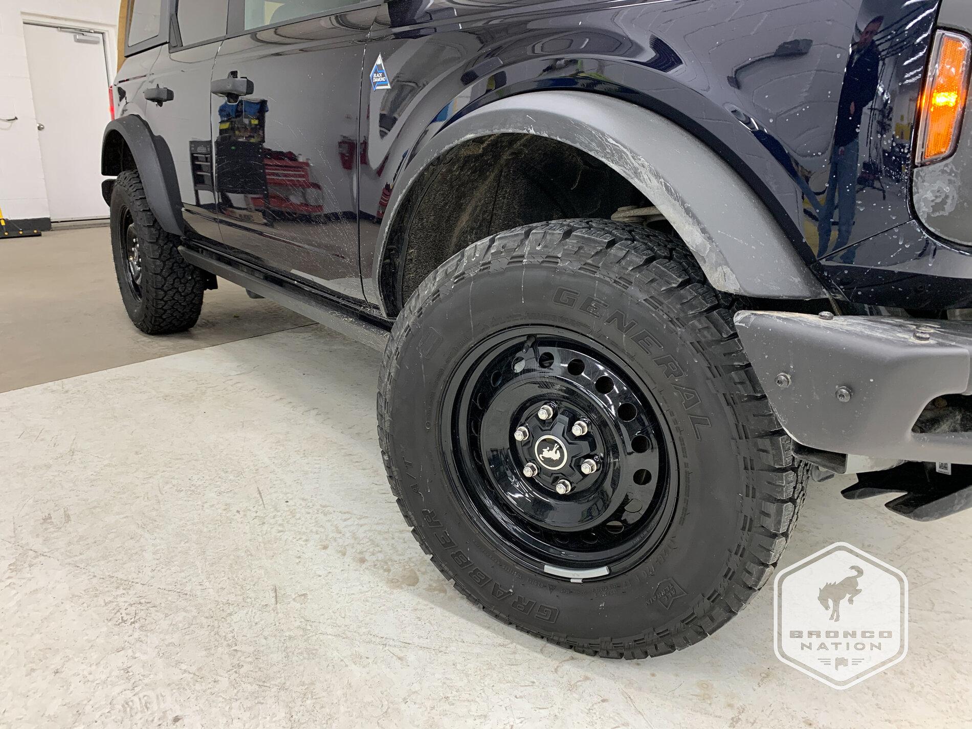 Black Steel Wheels 2021 Bronco Black Diamond Antimatter Blue 4-Door 4.jpg
