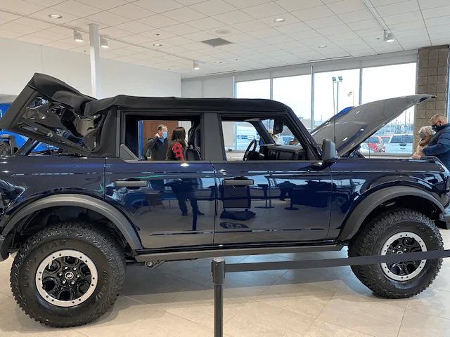 Ford Bronco Your Favorite Bronco Pic? 7000972E-A64C-44C7-B703-37A14B43F9EB