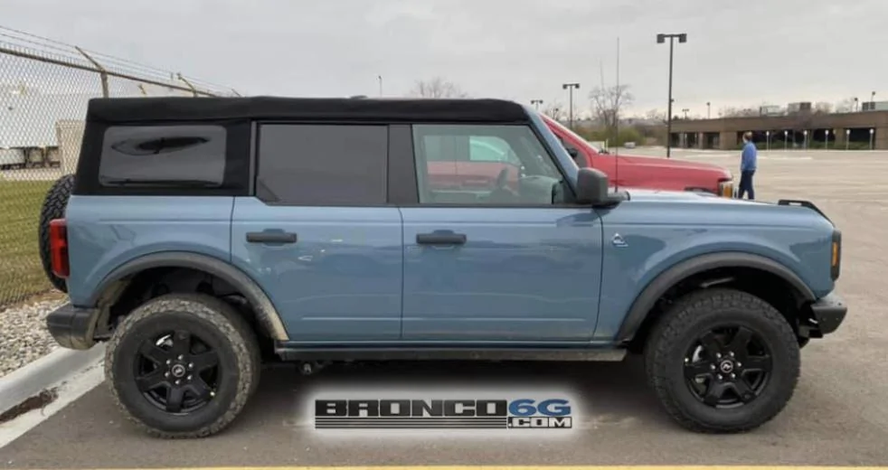 Ford Bronco Your Favorite Bronco Pic? 4CFDB753-12D9-493E-91E2-BAD1BF4BCC85