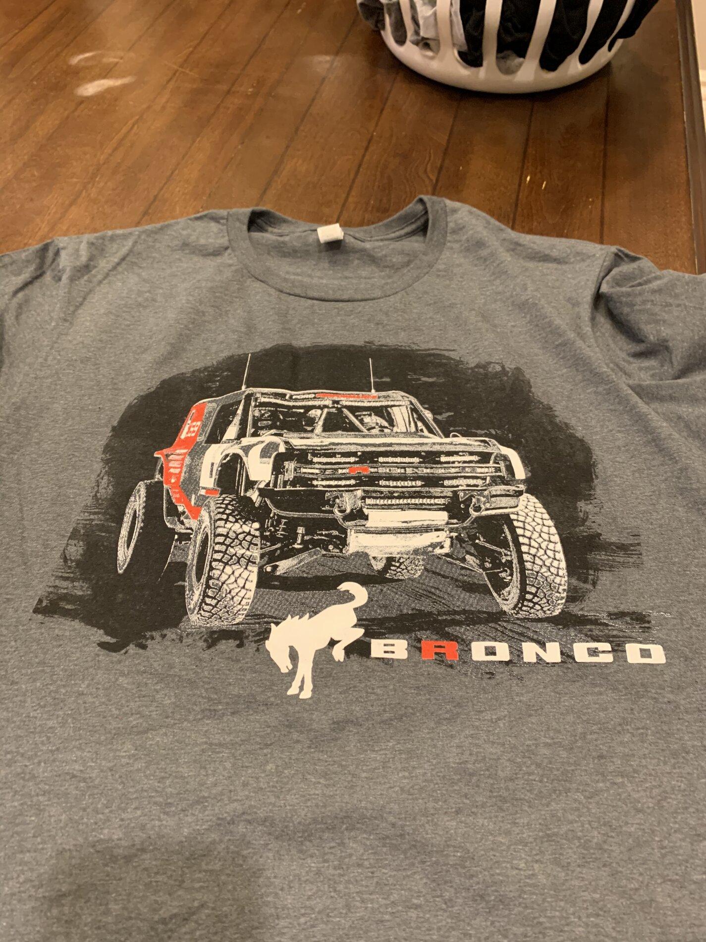 Ford Bronco Broncos at Barrett Jackson Auction: 2-Door Lightning Blue Bronco + 4-Door Antimatter Blue Bronco 9263641A-B4E8-4193-A66D-5361F7BCF238