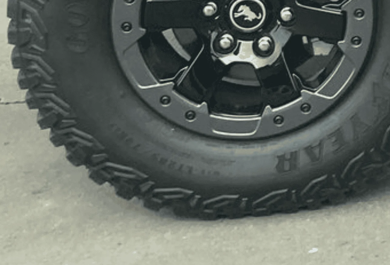 Ford Bronco Area 51 4dr badlands 1616780558878