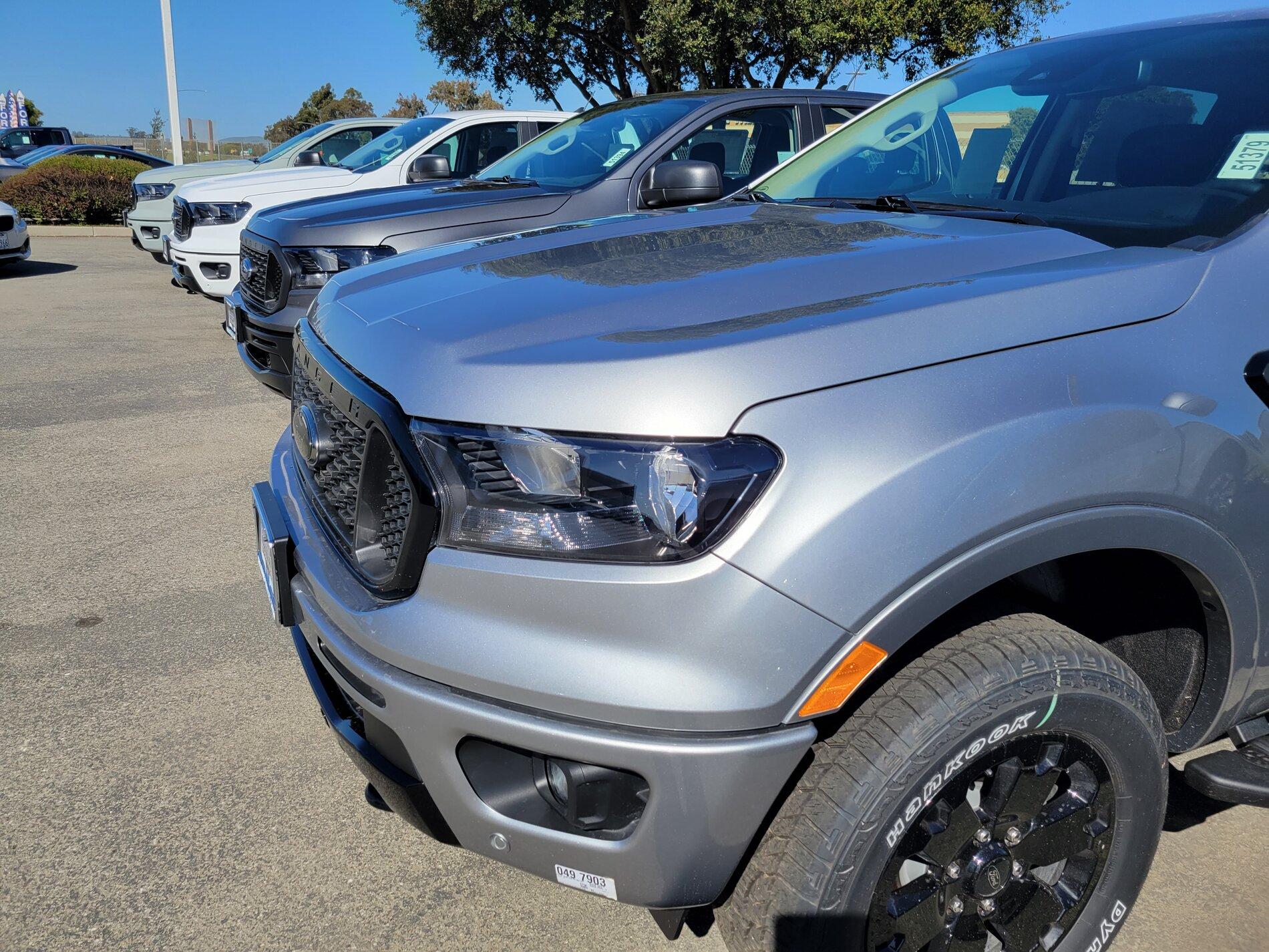 Ford Bronco Iconic Silver Paint Thread 20210326_154611