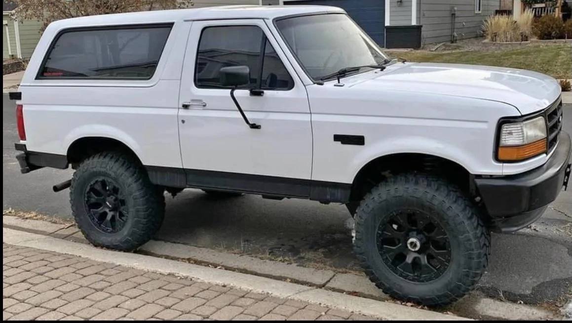 Ford Bronco Bronco Buddies A7E48490-50FF-4B5E-94AF-CD100C840FBB