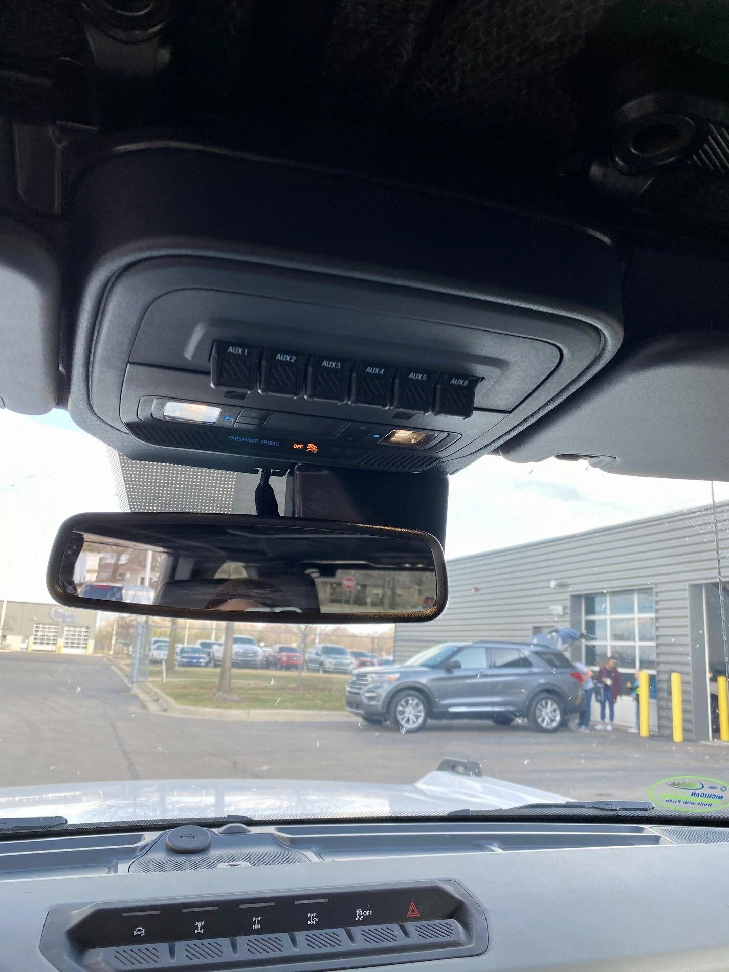 Ford Bronco Gadget dash bar / accessories rail availability? AC259ADE-34E8-44D9-835F-646E77ED3A4A