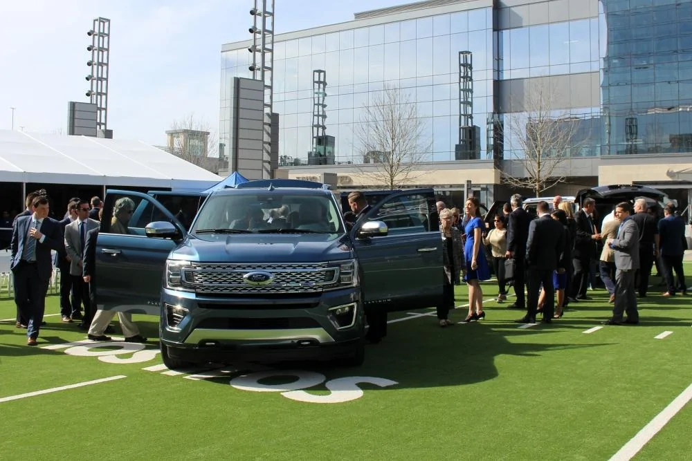 2018-Ford-Expedition-Reveal-TheFlashList-1000.jpg