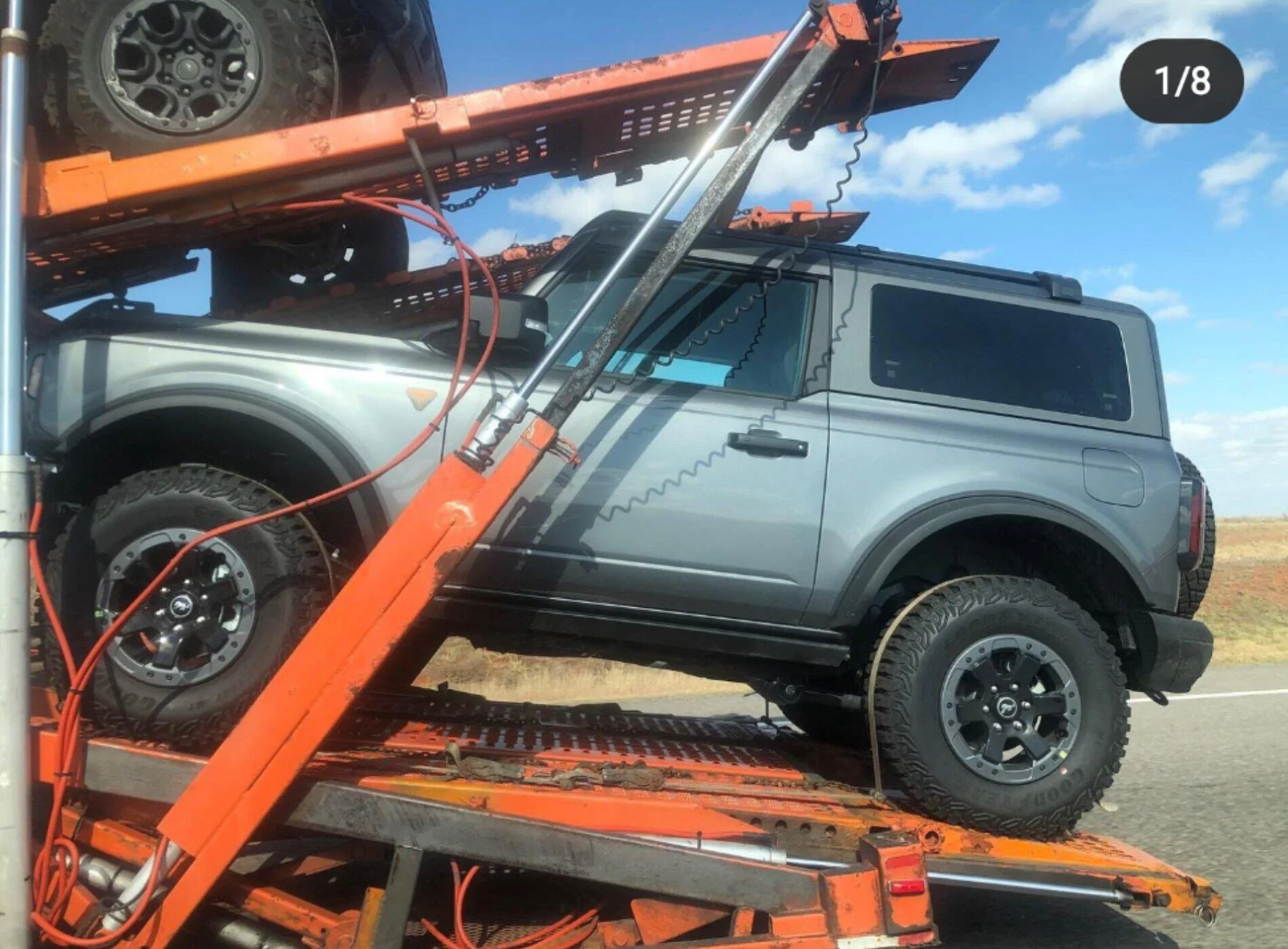 Ford Bronco Pic request Grey 2Dr Badlands