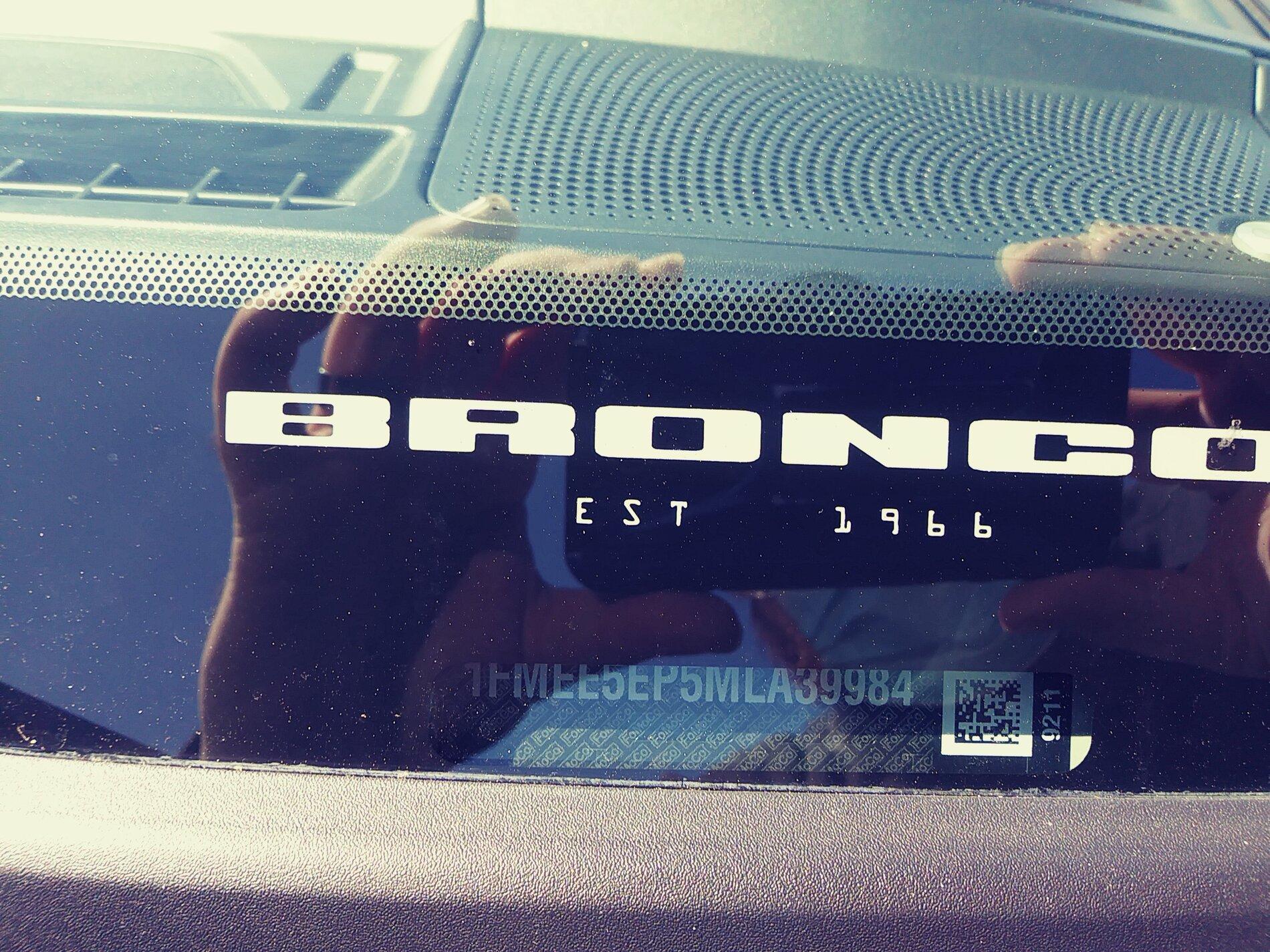 Ford Bronco Big & Tall ( 6’4" / 350 lb) review and pics of Bronco First Edition 4-Door 20210329_133233_Film1