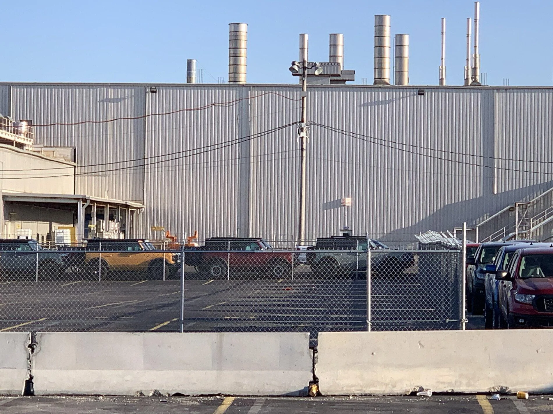 Ford Bronco OFFICIALLY UNDERWAY: Phase 1 Mass Production of the 2021 Bronco! [Updated With Units Produced Daily] 586F6568-07AD-461A-94AC-C836FFE7FE4C