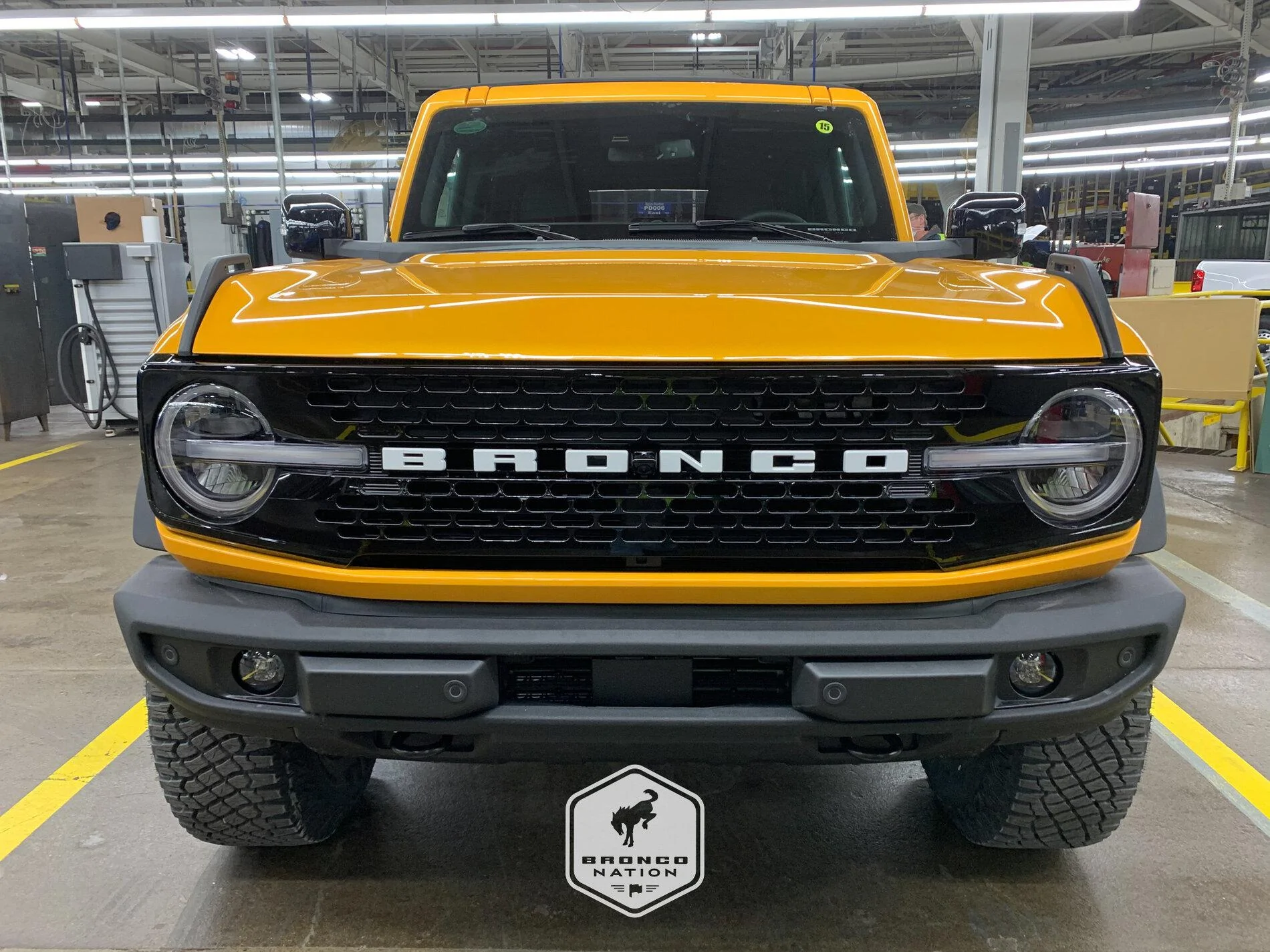 Ford Bronco Your Favorite Bronco Pic? WT-EXT-Graphics-05