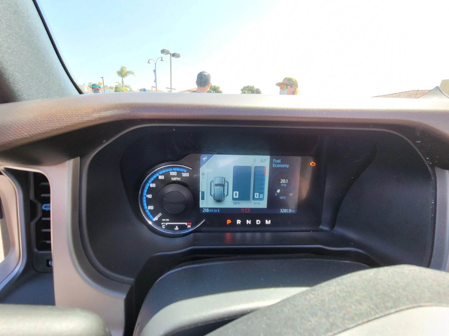 Ford Bronco 20.1 average MPG showing on a 2.7L Bronco Outer Banks at dealer event Interior (15)