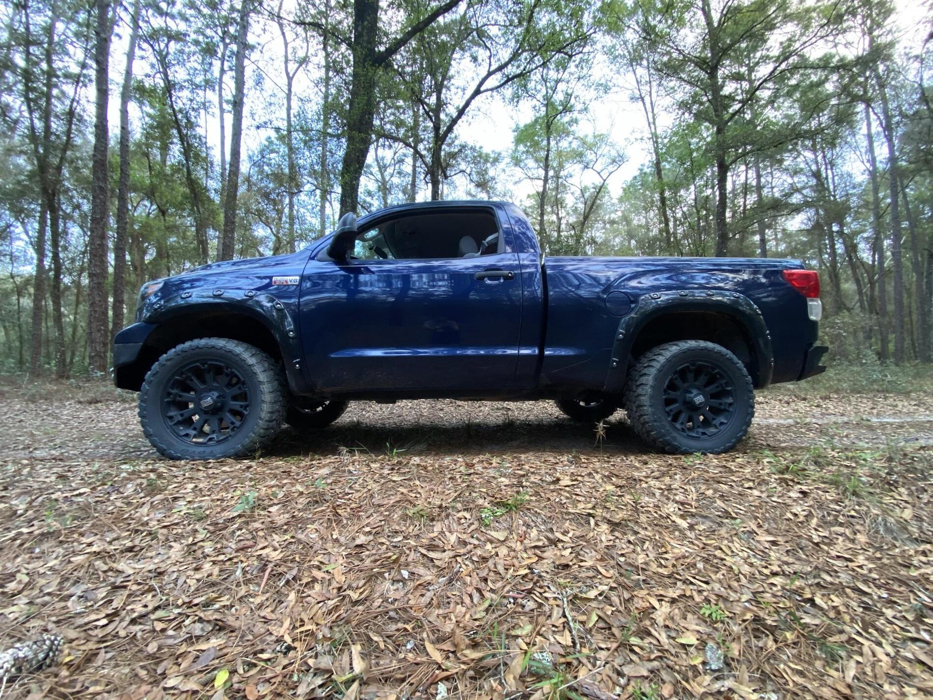 Ford Bronco BD Squatch Vs. Badlands...with a twist l7J5W2G