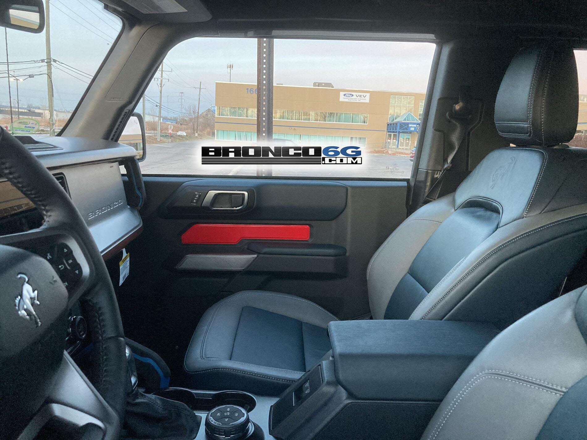 Ford Bronco No matching inside door color Bar? Navy Pier Interior Outer Banks Bronco 3