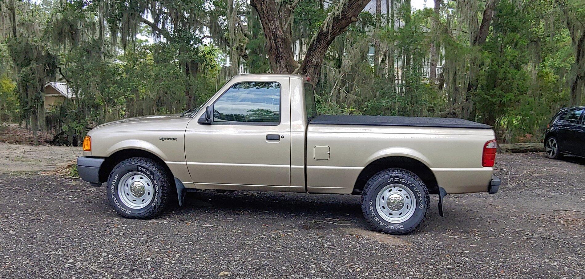 Ford Bronco Bronco Companion 0818191359a_HDR
