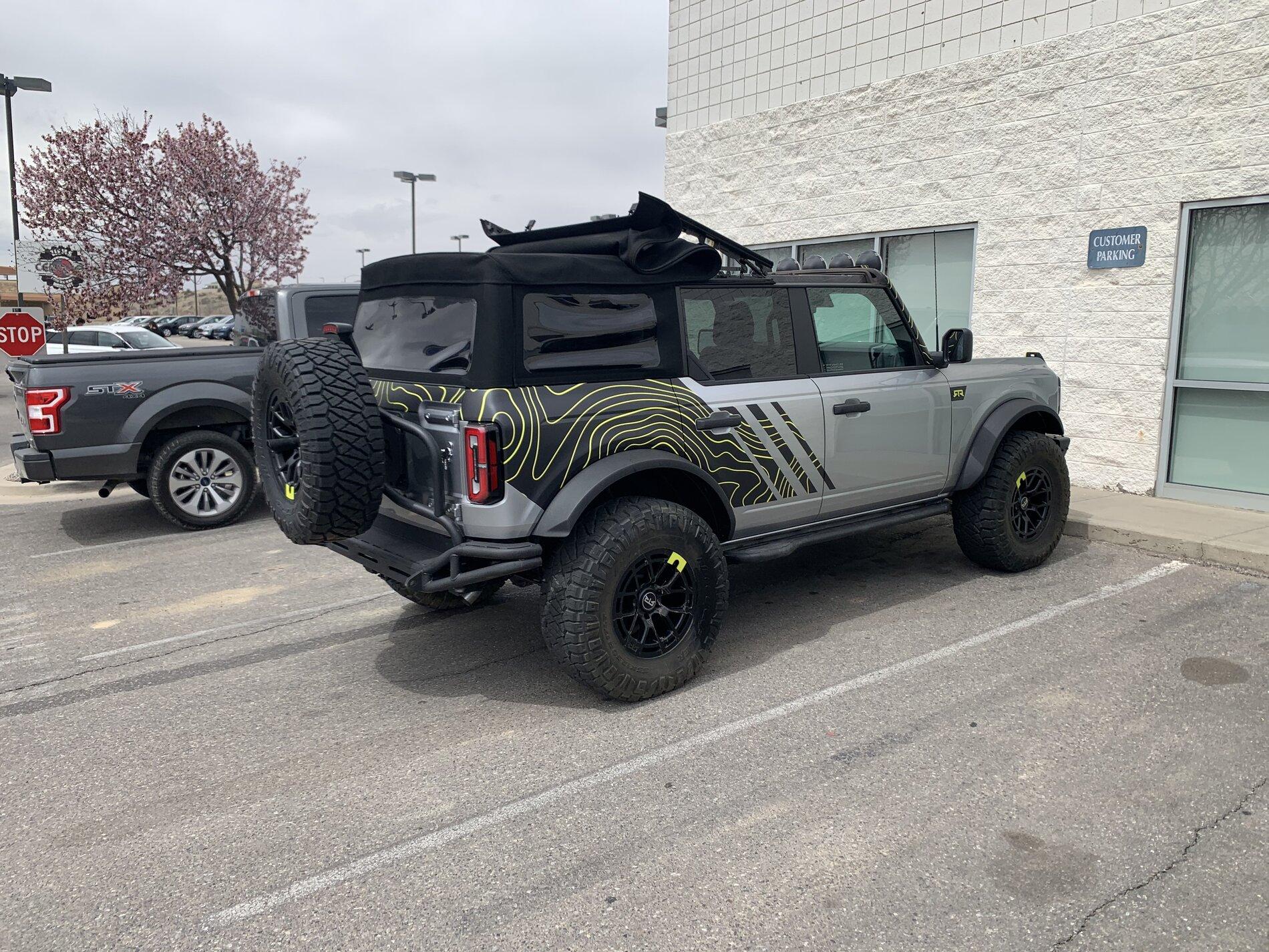 Ford Bronco Bronco RTR Prototype spotted in Farmington, NM 4C238C28-9ED4-4C6D-ABEF-177290DE805D