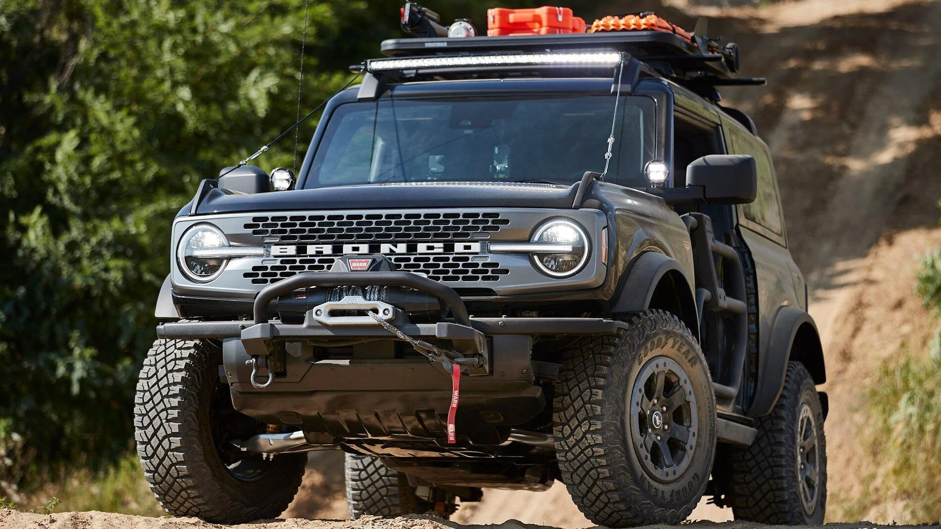 Ford-Bronco-Trail-Rig.jpg