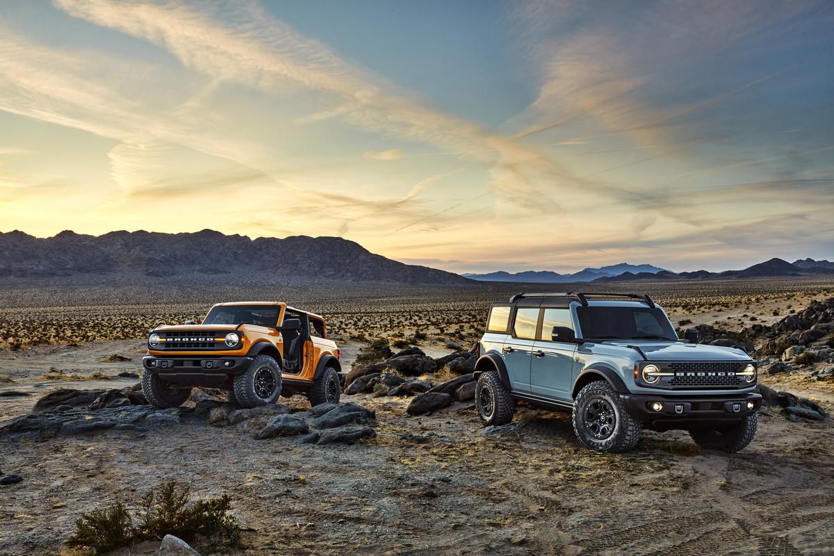 Ford Bronco Official 2021 Ford Bronco Info Thread: Specs, Wallpapers, Photos, Videos, Colors, Trims Bronco-2dr-4dr-01