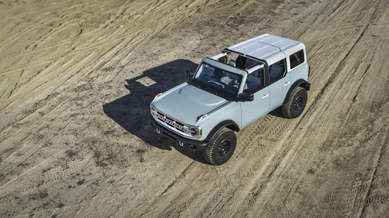 Ford Bronco Official 2021 Ford Bronco Info Thread: Specs, Wallpapers, Photos, Videos, Colors, Trims Bronco-4dr-features-04