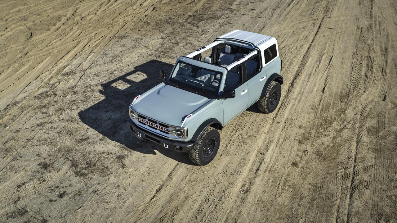 Ford Bronco Official 2021 Ford Bronco Info Thread: Specs, Wallpapers, Photos, Videos, Colors, Trims Bronco-4dr-features-05
