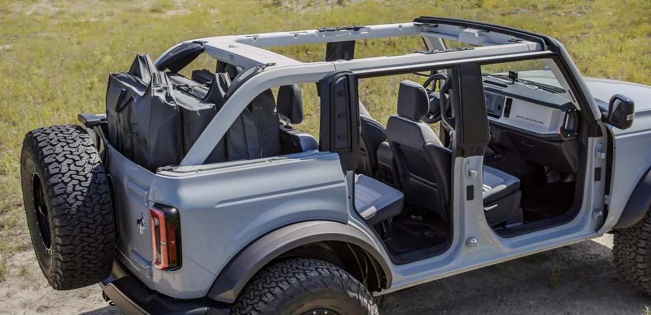 Ford Bronco Official 2021 Ford Bronco Info Thread: Specs, Wallpapers, Photos, Videos, Colors, Trims Bronco-4dr-features-13