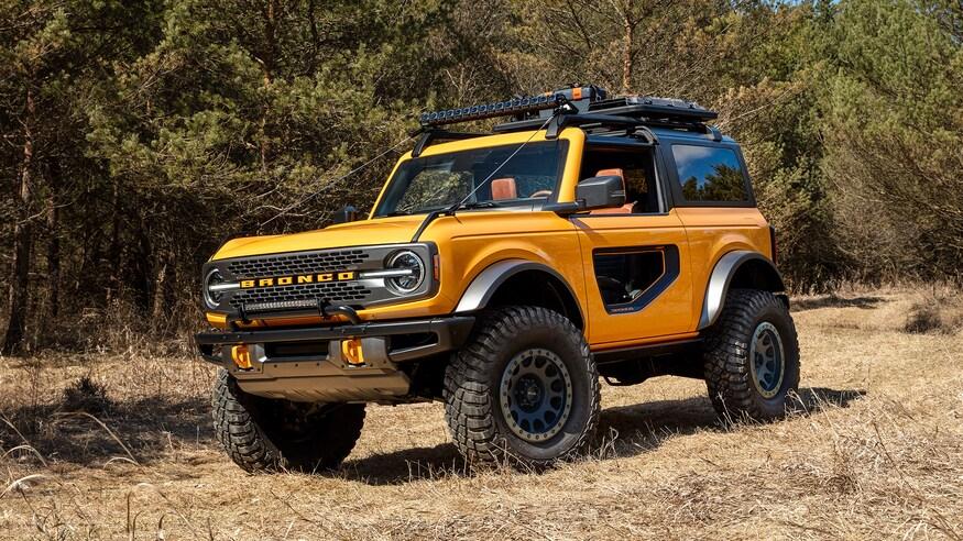 Ford Bronco Light bar mounting options 2021-Ford-Bronco-2-Door-exterior-5