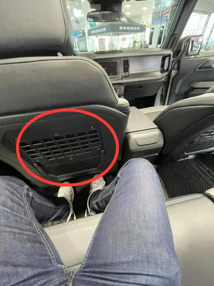 Ford Bronco Seat back MOLLE panel status for First Editions? 760AC9FE-286A-4DA0-B623-776F56A000F0