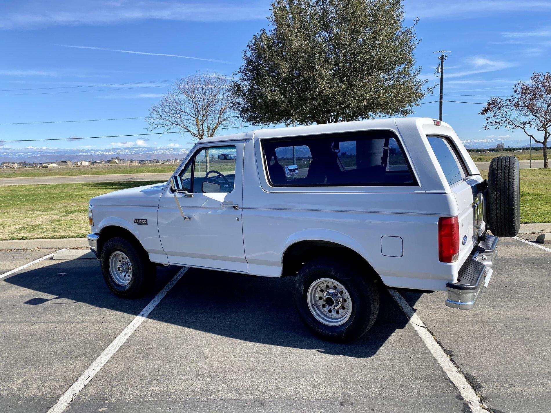 Ford Bronco 1996 Ford Bronco XL Bronco 54