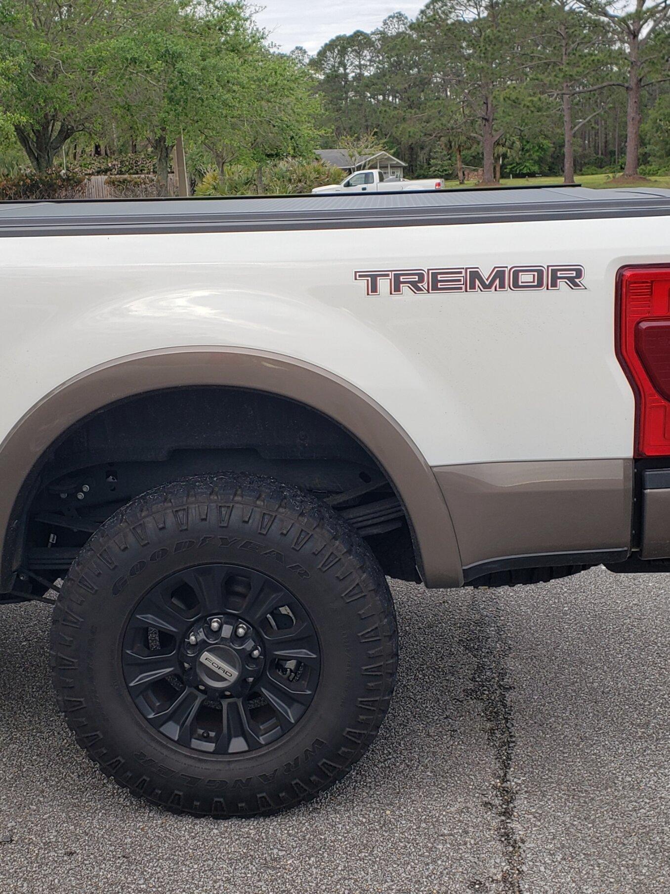 Ford Bronco Super Duty King Ranch Tremor Rear Wheel Well