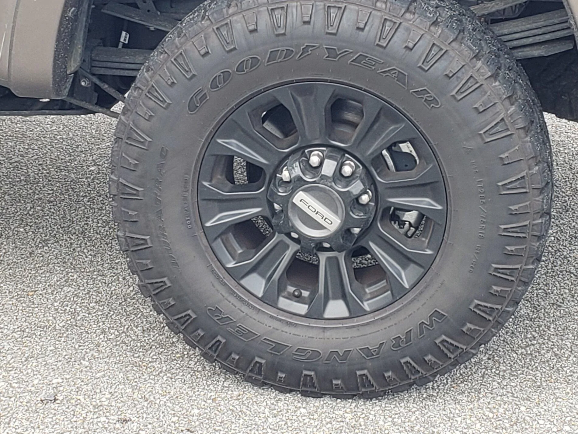 Ford Bronco Super Duty King Ranch Tremor Tire and Wheel
