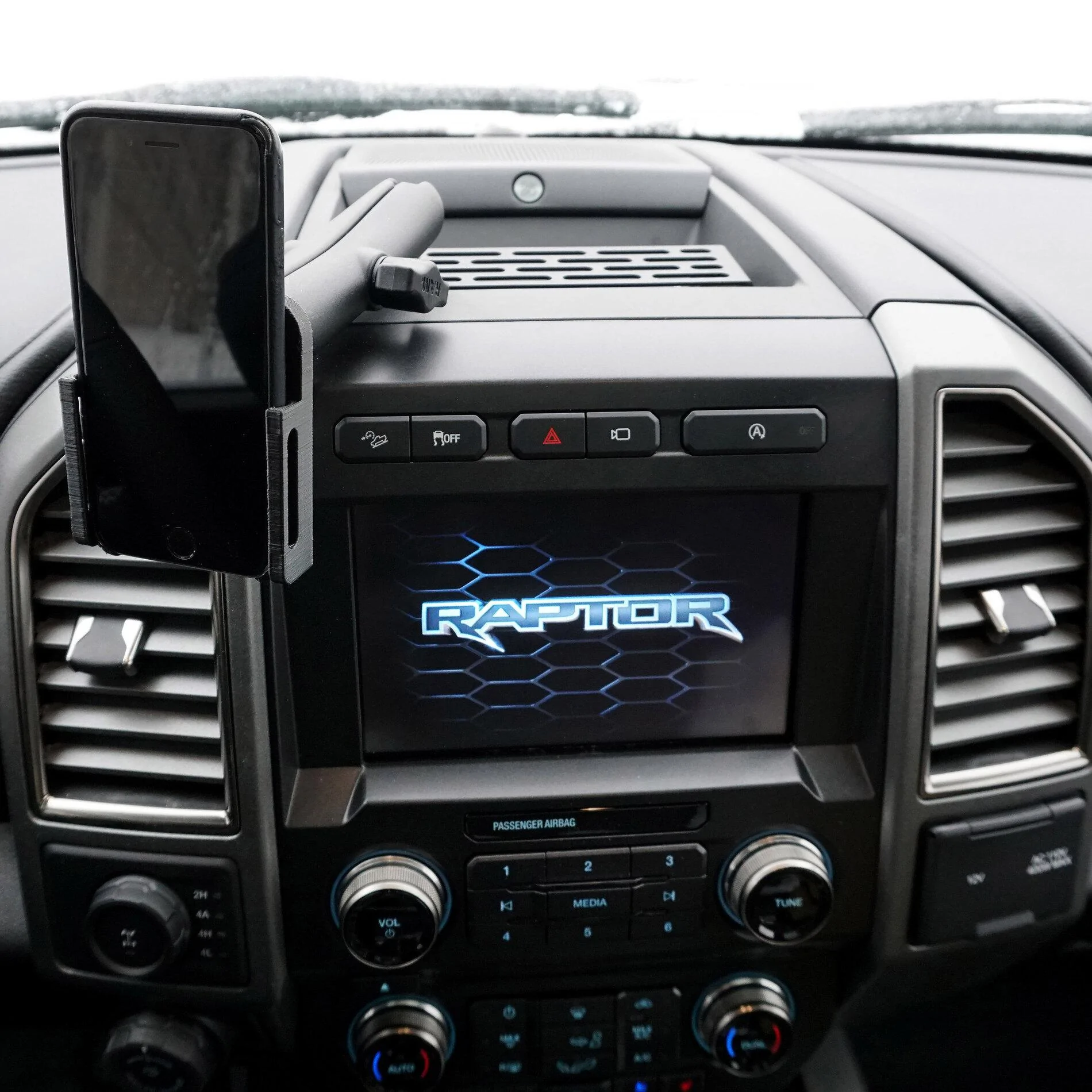 dash mount cell phone mount.jpg