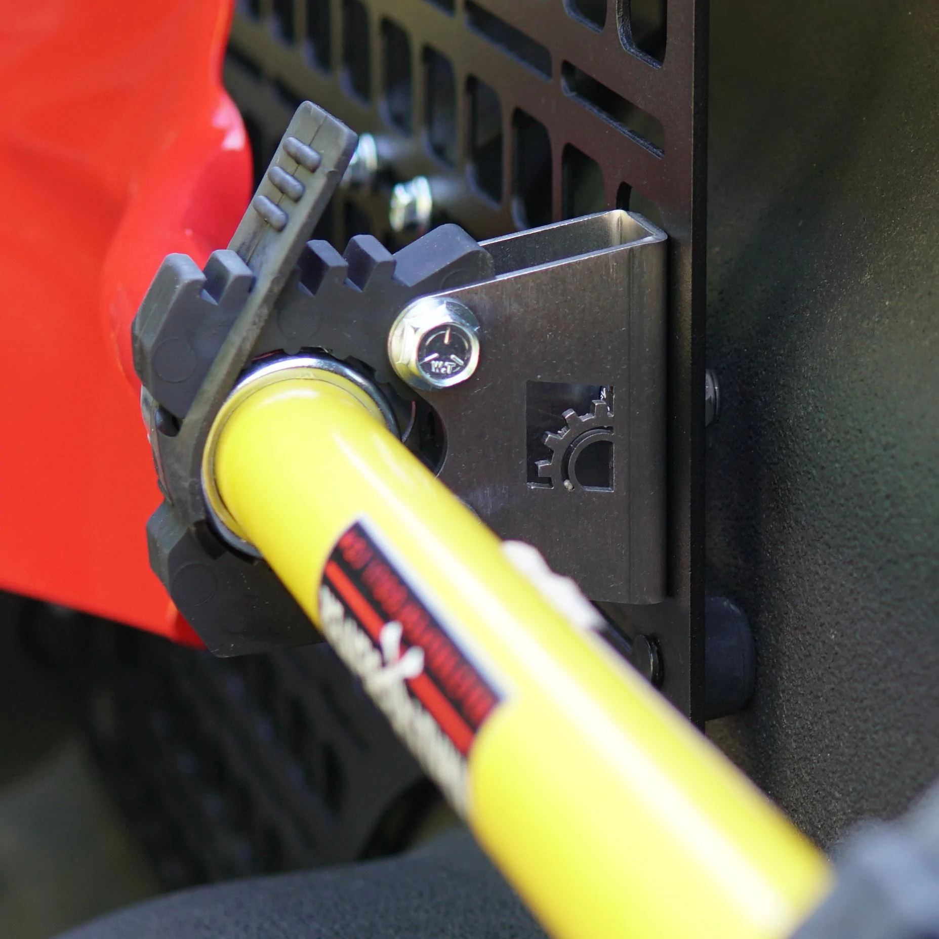 shovel mount.jpg