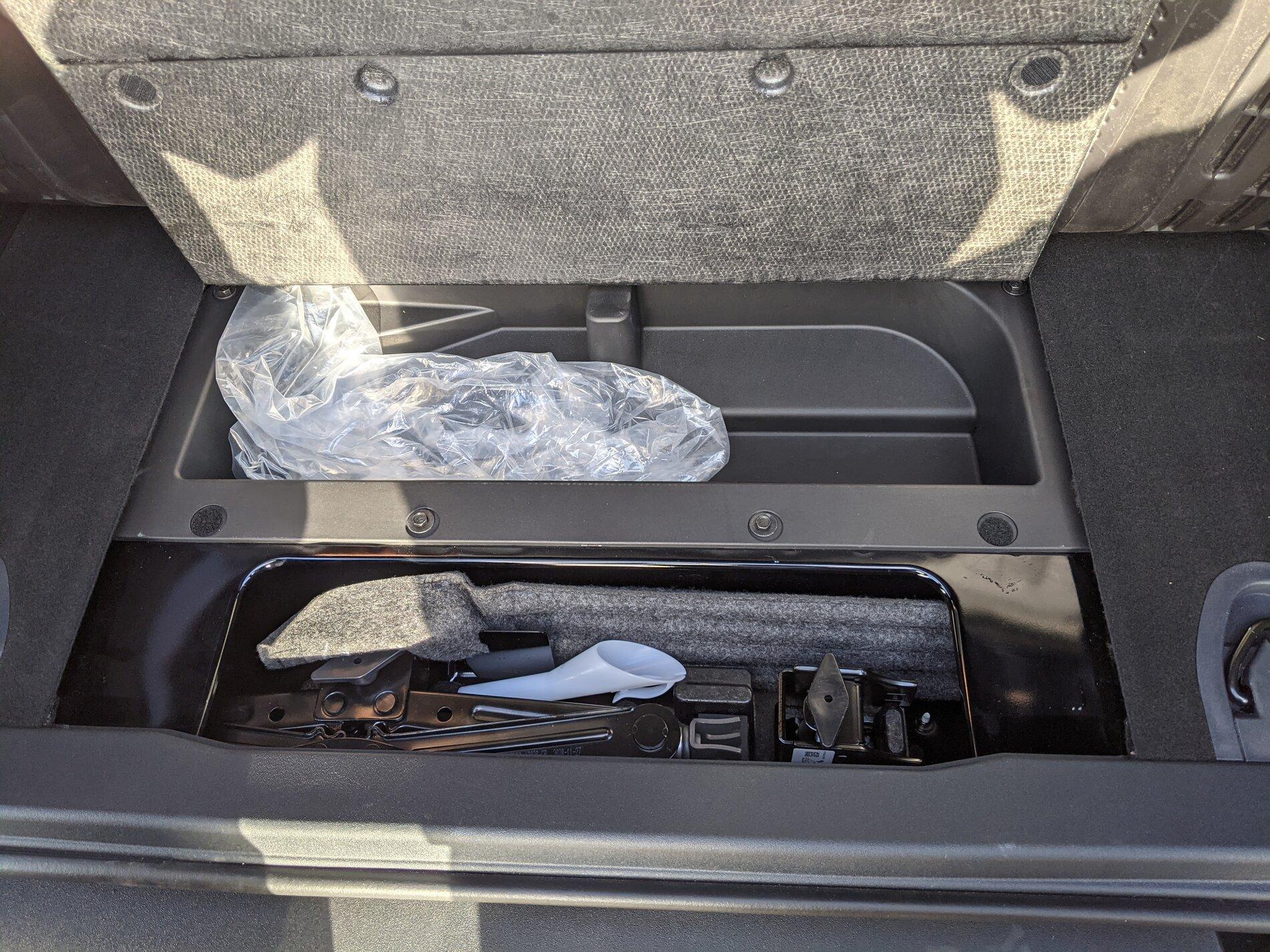 Ford Bronco Cargo Area Under Floor Storage Questions PXL_20210420_011348333