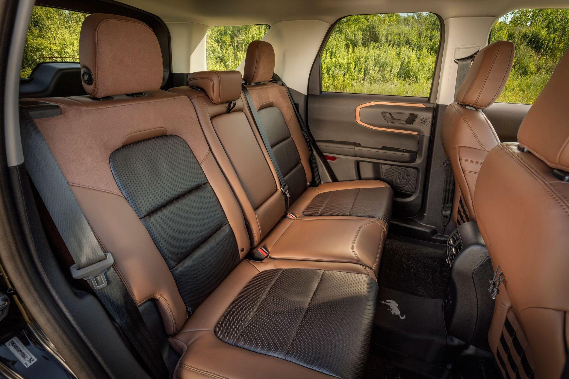 Ford Bronco Leather seats closeup bronco-sport-interior-13-1594669518